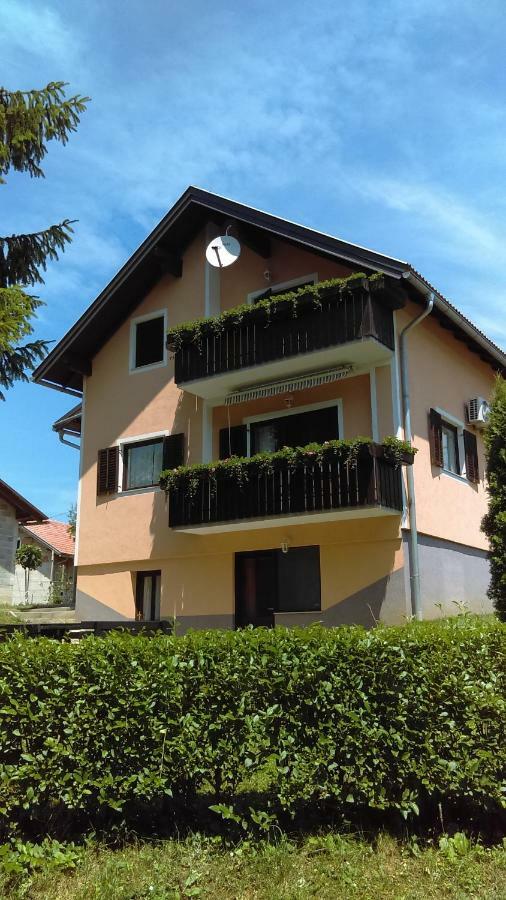 Countryside Apartment Rakovica Exterior foto